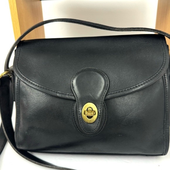Vintage Coach Devon Classic Black Leather Crossbody Purse Please Read Listing - Picture 4 of 13